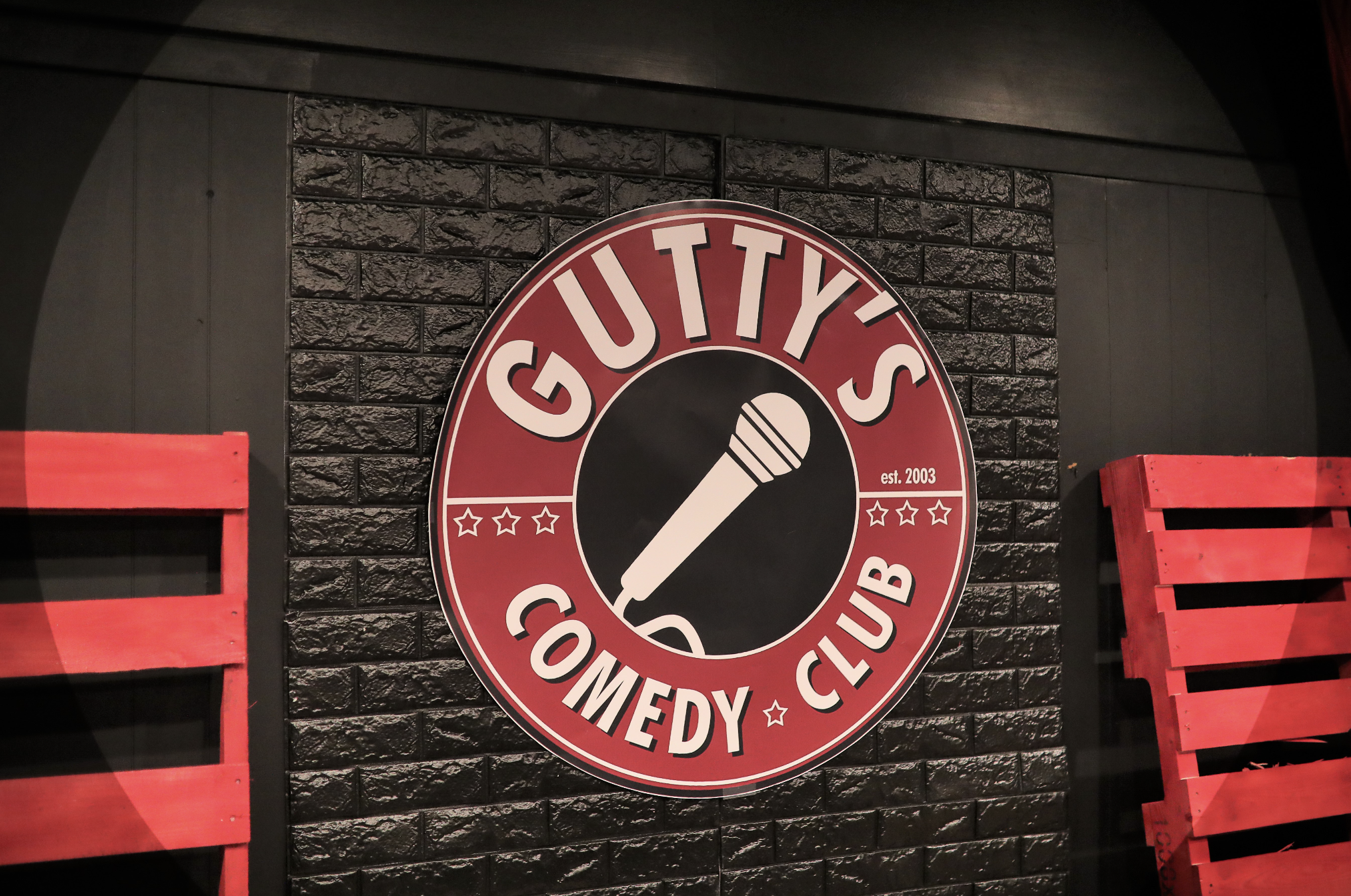guttys comedy club