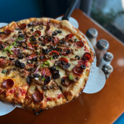 Denver’s Garage Pizza & Brews – Fortville