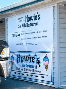 Howies Six Mile Restaurant