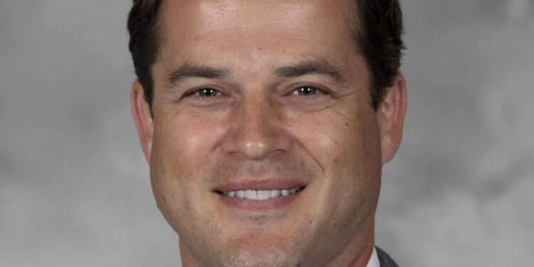 Thyroid Cancer: Know the Signs