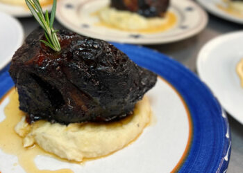 Steak on mashed potatoes