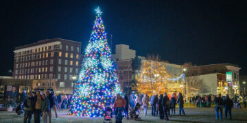 Light Up DWNTWN to Kick off the Holiday Season