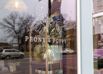 Peony & Poppy Owners Celebrate One-Year Anniversary