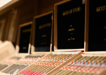 The Cigar Box Opens Upscale Lounge Near Grand Park