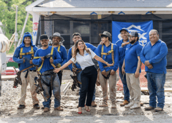 Accredited Spotlight: Cox Roofing