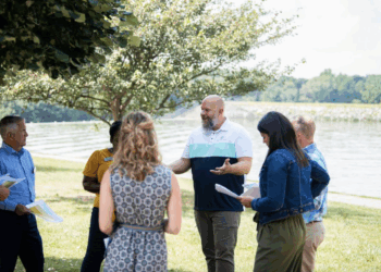 Positivity with Pachlain