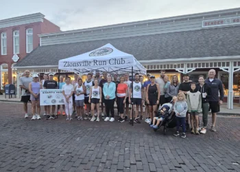 Zionsville Run Club Meet Up With The Crew