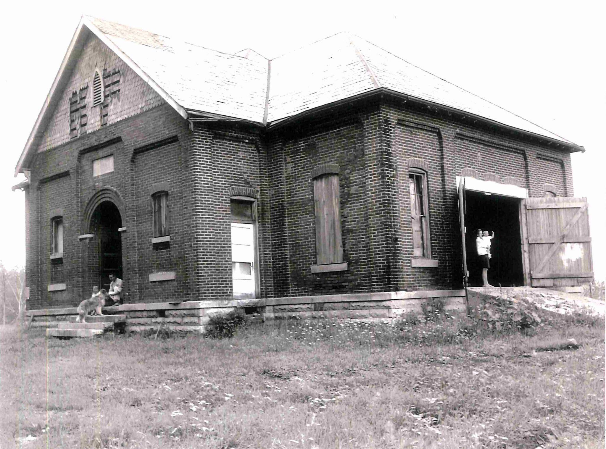 Blue School located on 106th Street just east of Haverstick Road