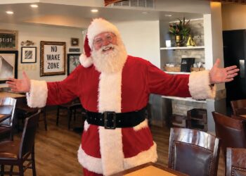 Eddy’s Welcomes Santa for the Very First Time!